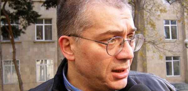 Araz Əzimov: ‘Azərbaycan bütün tərəflərdə öz maraqlarına uyğun olaraq iştirak edir’