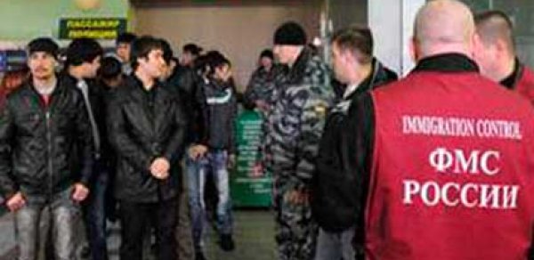 Rusiyada yaşayan azərbaycanlı miqrantlar vətənə qayıdır