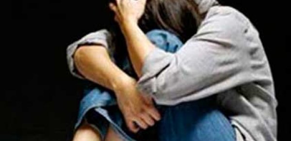 ŞOK: Şəmkirdə qızı 9 nəfər tərəfindən zorlanan ata danışdı 