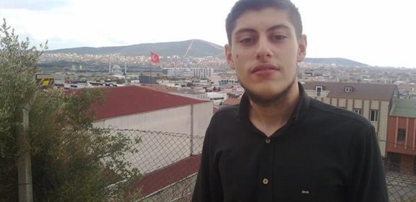 BDU-nun tələbəsi ‘Facebook’da status yazdıqdan sonra yoxa çıxdı -  FOTOLAR 