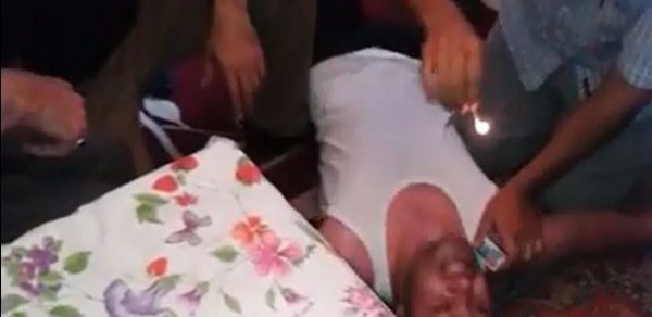 Azərbaycanlı cindar cini belə qovdu -  VIDEO