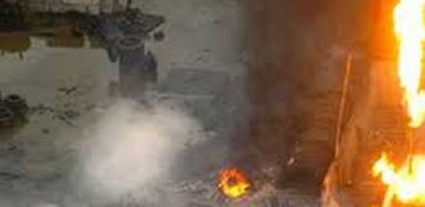 Azərbaycanda kitab mağazasında güclü partlayış olub, mağaza sahibi yanıq xəsarətləri alıb