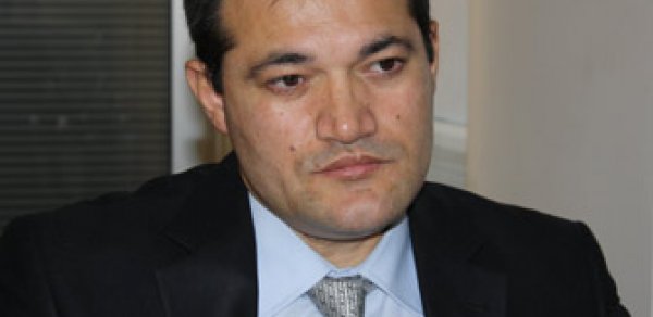 ‘Rusiya ilə olan iqtisadi imkanlar Ukrayna üçün daha önəmli oldu’ - Razi Nurullayev