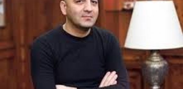 Azərbaycanlı biznesmen Türkiyədə ilin ən uğurlu iş adamı seçilib