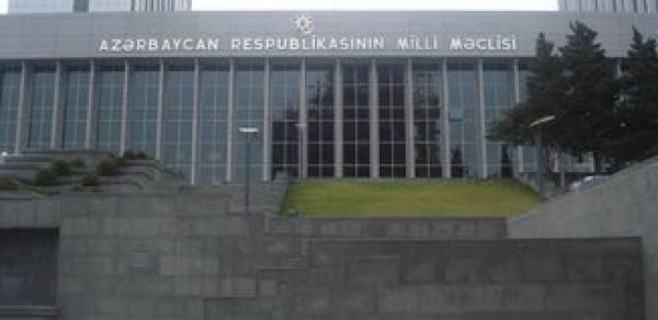 Valideynlərini itirmiş uşaqlar təhsil haqqından azad ediləcəklər