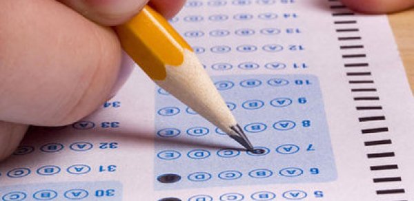 Dövlət qulluğuna qəbulla bağlı test imtahanları başladı