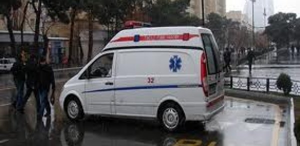 Sumqayıtda bir ailə sosiskadan zəhərlənib