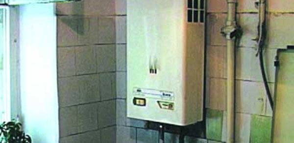 Direktor müavini dəm qazından boğuldu -  VİDEO