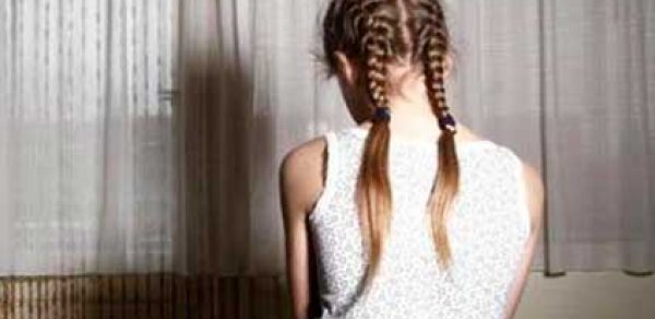 15 yaşlı qızı məktəbə gedərkən qaçırıb zorlamaq istədilər