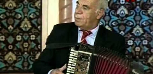 Mәşhur qarmonçalan dünyasını dәyişdi