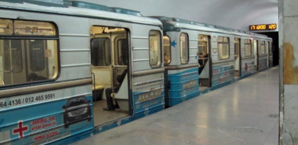 Bakı metrosunda axşam vaxtı hamını qorxuya salan hadisə