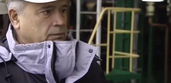 Azərbaycanlı iş adamına 18,5 milyonluq cəza