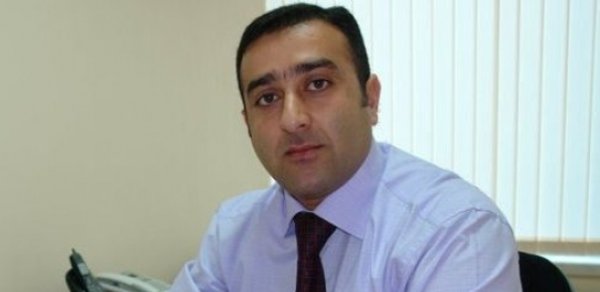 Səlim Müslümov şöbə müdirini işdən çıxardı
