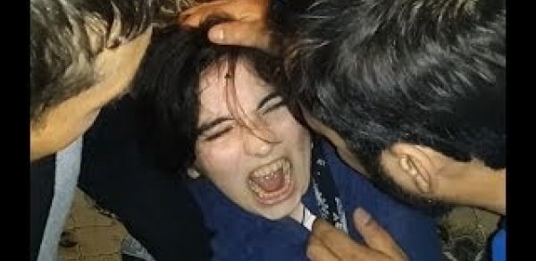 "Cini çıxan" qız BBC-yə danışdı -  VİDEO