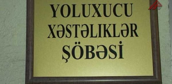 Azərbaycanda 5 tələbə qız zəhərləndi