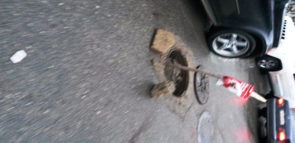 Bakıda bu yola baxan tapılmır -  FOTOLAR 