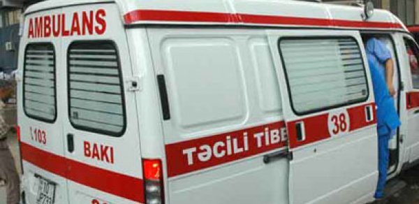 Bərdə sakini İcra Hakimiyyətinin qarşısında özünü yandırdı