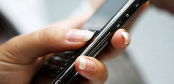 AMEA mobil telefonun insan orqanizminə təsirini açıqladı