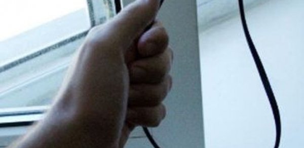 Bakıda 30 yaşlı kişi intihar edib