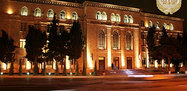 Ədliyyə Nazirliyi gənc mütəxəssisləri işə dəvət edir