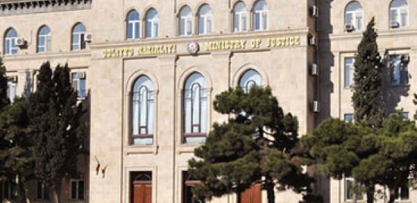 Ədliyyə Nazirliyi bəzi təşkilatları cərimələdi