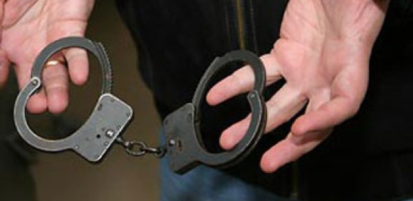 Bakı bulvarında iranlını soyuldu