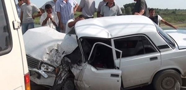 Azərbaycanda iki hərbçi yanaraq öldü