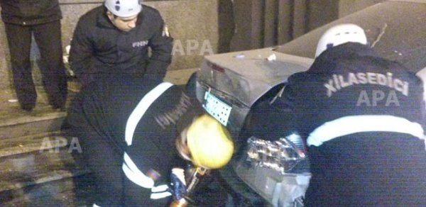 Bakının mərkəzində ağır yol qəzası baş verib: 1 nəfər ölüb, 3 nəfər yaralanıb