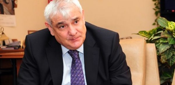 Bakı Slavyan Universitetinin rektoru vəzifəsindən azad edildi
