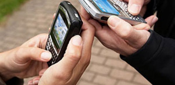 Bakıda avtobuslarda gediş haqqı mobil telefonla da ödəniləcək