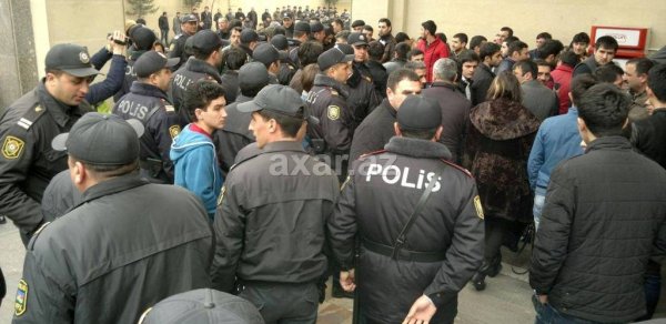 Bakı metropolitenində ticarət köşklərinin sökülməsi ölkə iqtisadiyyatına necə təsir edəcək? –  Ekspert rəyi 