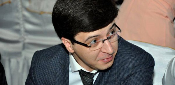 "Vətən xaini, millət satqını, ədəbiyyat fahişəsi, Əkrəm" - VİDEO