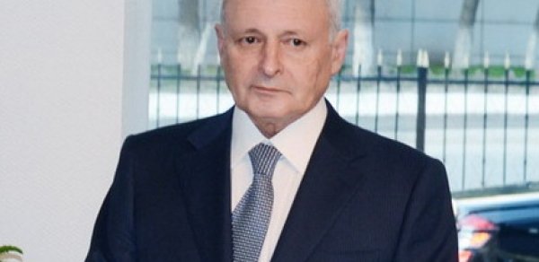 Nazir Azərbaycanda həkim səhlənkarlığından ölən xəstələrdən danışdı