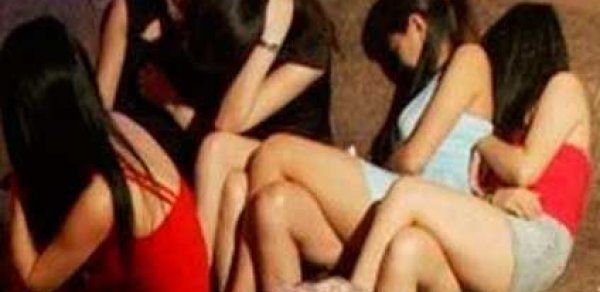 Həmcinslərini satan qadın saxlanıldı