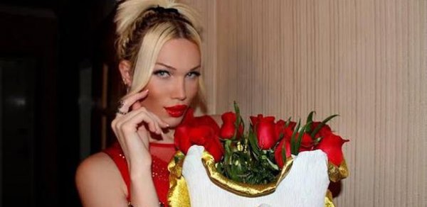Bakılı transseksual: -  Gözəl qızlar görəndə onlar kimi olmaq istəyirdim -FOTO 