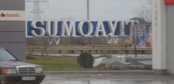 ‘Sumqayıtda icra hakimiyyəti yaşıllığı məhv edib, həmin əraziləri satır’