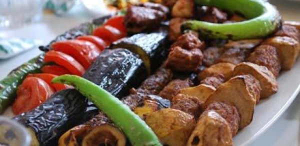 Azərbaycanlıların ən çox yediyi qidalar -  SİYAHI