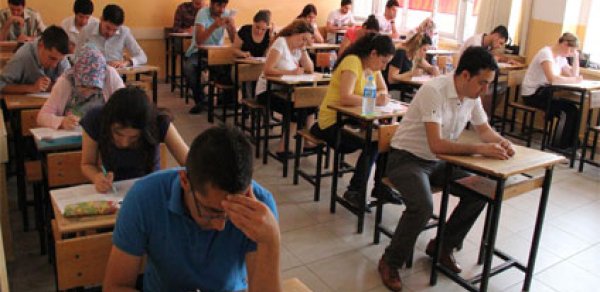 "2" alan abituriyentlərin nəzərinə