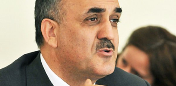 ‘7 il Fizuli Ələkbərov bizi incidib, indi siz də...’ –  Səlim Müslümova məktub 