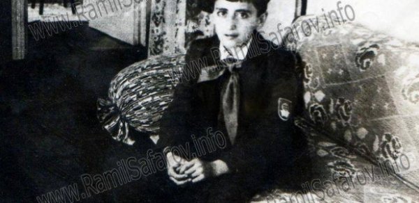 Ramil Səfərovun uşaqlıq şəkli yayıldı -  FOTO