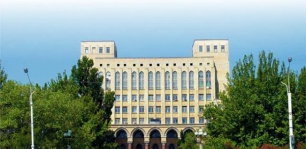 Azərbaycanda daha bir institut direktoru işdən çıxarıldı
