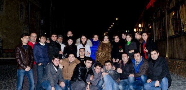 "Yolunuz açıq və işıqlı olsun, sevimli Yurd TV kollektivi"