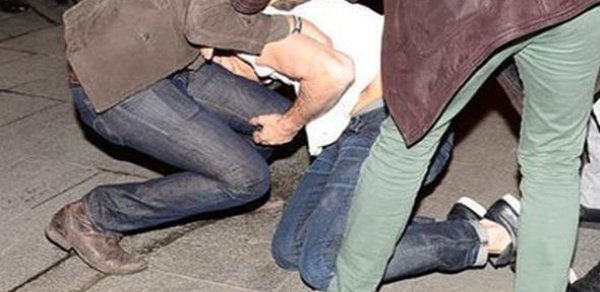 Azərbaycanlı tələbəni dərsdən çağırıb döydülər
