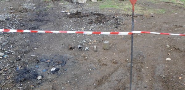 Azərbaycanda məktəbdə mina tapıldı -  FOTOLAR