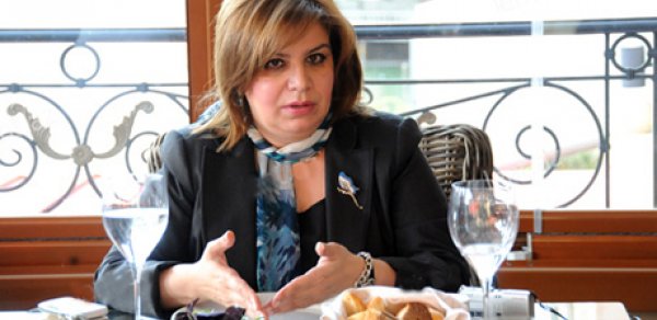 “Buraxın gedim oturum evimdə, Elşad gələndə gələrəm”-  Gülər Əhmədova