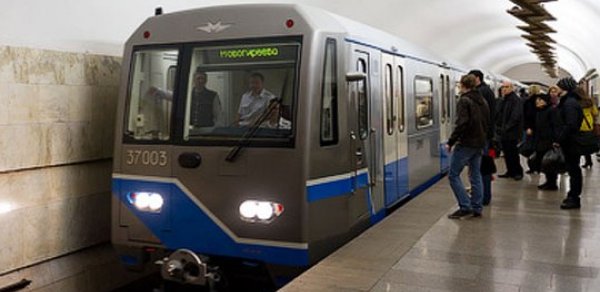 Bakı metrosunda niyə tez-tez problemlər çıxır? -  VİDEO 