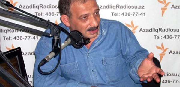 Türkiyədən deportasiya olunan azərbaycanlı jurnalist Bakıya göndərilib