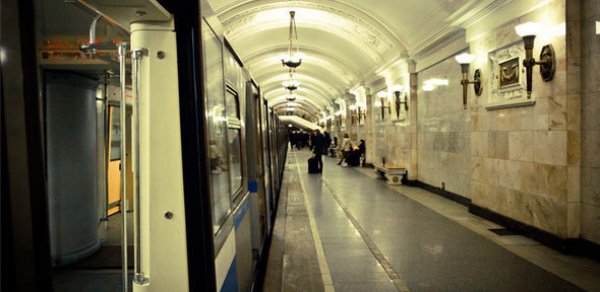 Bakı metrosunda - TƏHLÜKƏ-VİDEO