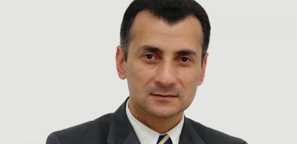 Mən Allaha inanmıram, amma ondan qorxuram