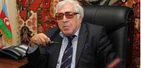 ‘Eduard Bağırov qələt eləyib, başını divara döyüb’ -  Anar 